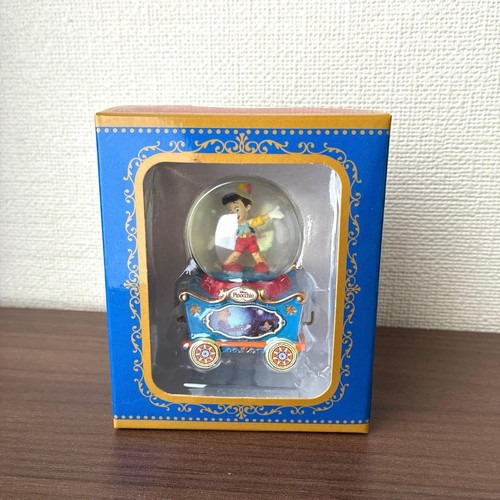 Disney snow globe - globe, pinocchio